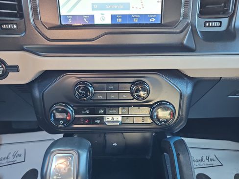 Used 2023 Ford Bronco Wildtrak image 26