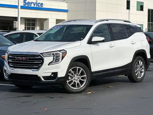 Used 2024 GMC Terrain SLT image 7