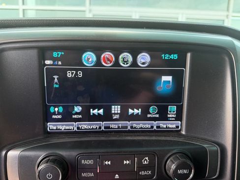Used 2018 Chevrolet Silverado 1500 LT w/ All Star Edition AWD/4WD image 7