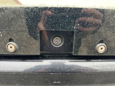 Used 2019 Dodge Challenger SXT image 13