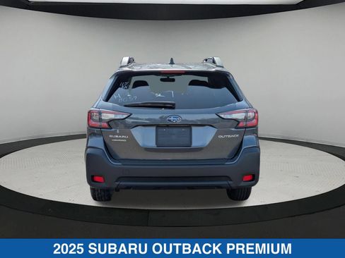 Certified 2025 Subaru Outback Premium AWD/4WD image 5