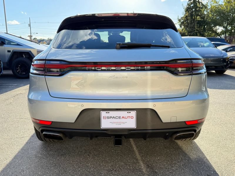 Used 2020 Porsche Macan AWD/4WD image 7