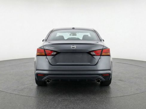 Used 2025 Nissan Altima 2.5 SV image 7