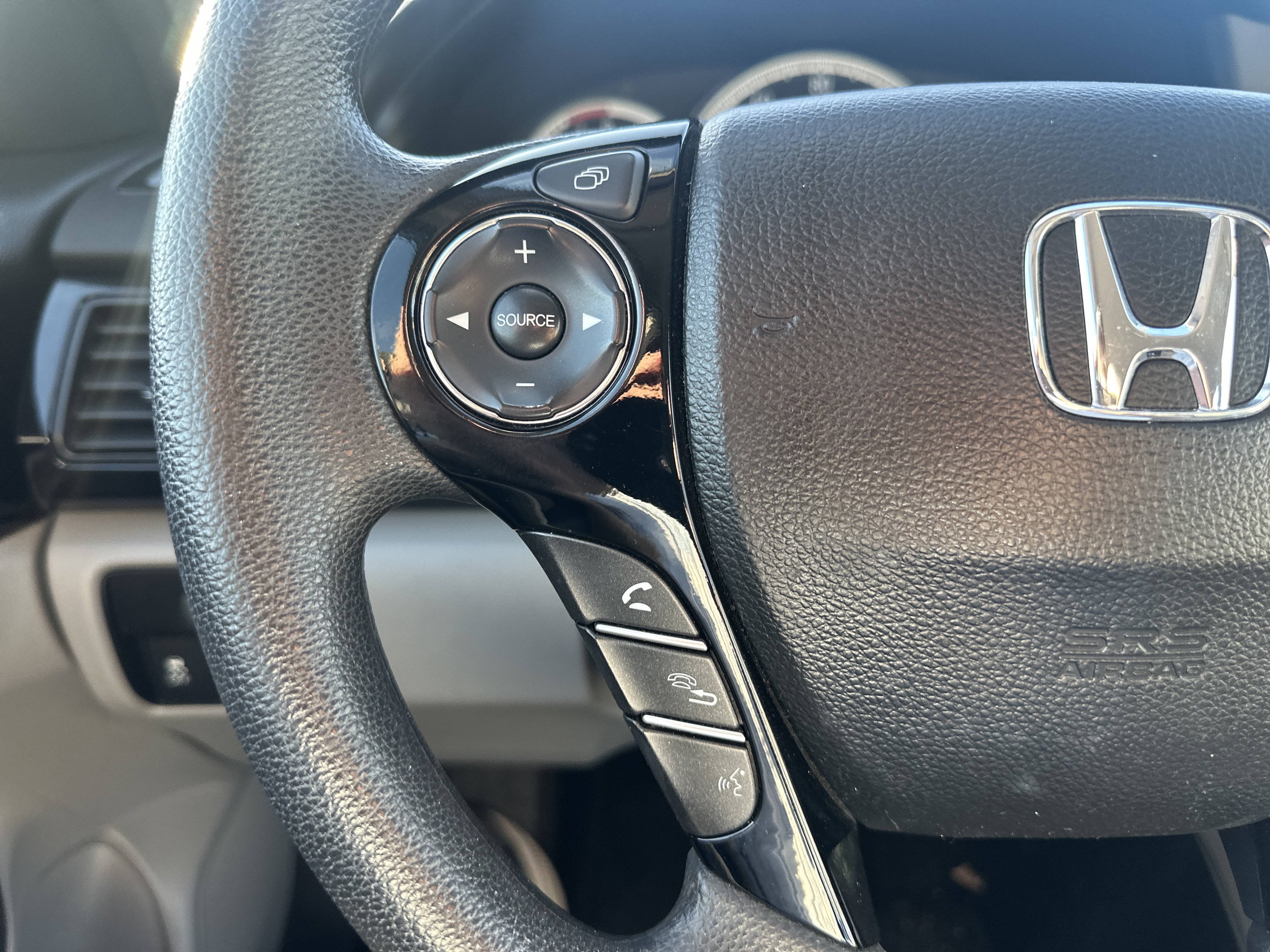Used 2017 Honda Accord LX image 18