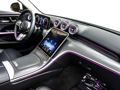 Used 2023 Mercedes-Benz C 300 Sedan image 17