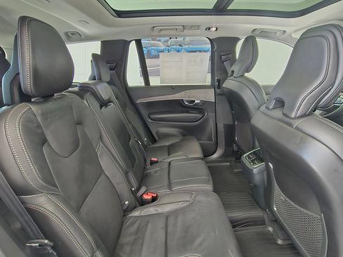 Certified 2022 Volvo XC90 T6 Inscription w/ Climate Package image 13