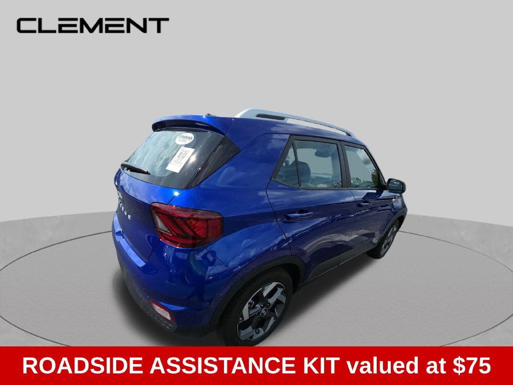Used 2025 Hyundai Venue Limited FWD image 6