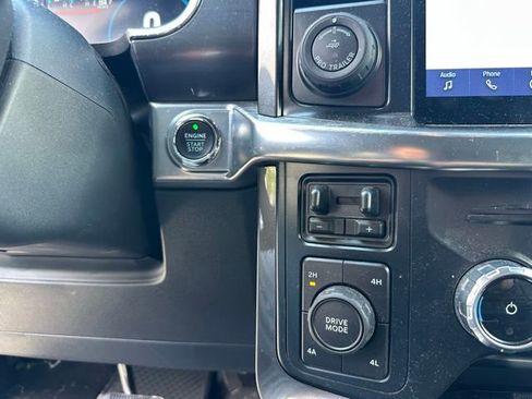 Used 2023 Ford F150 Lariat AWD/4WD image 19