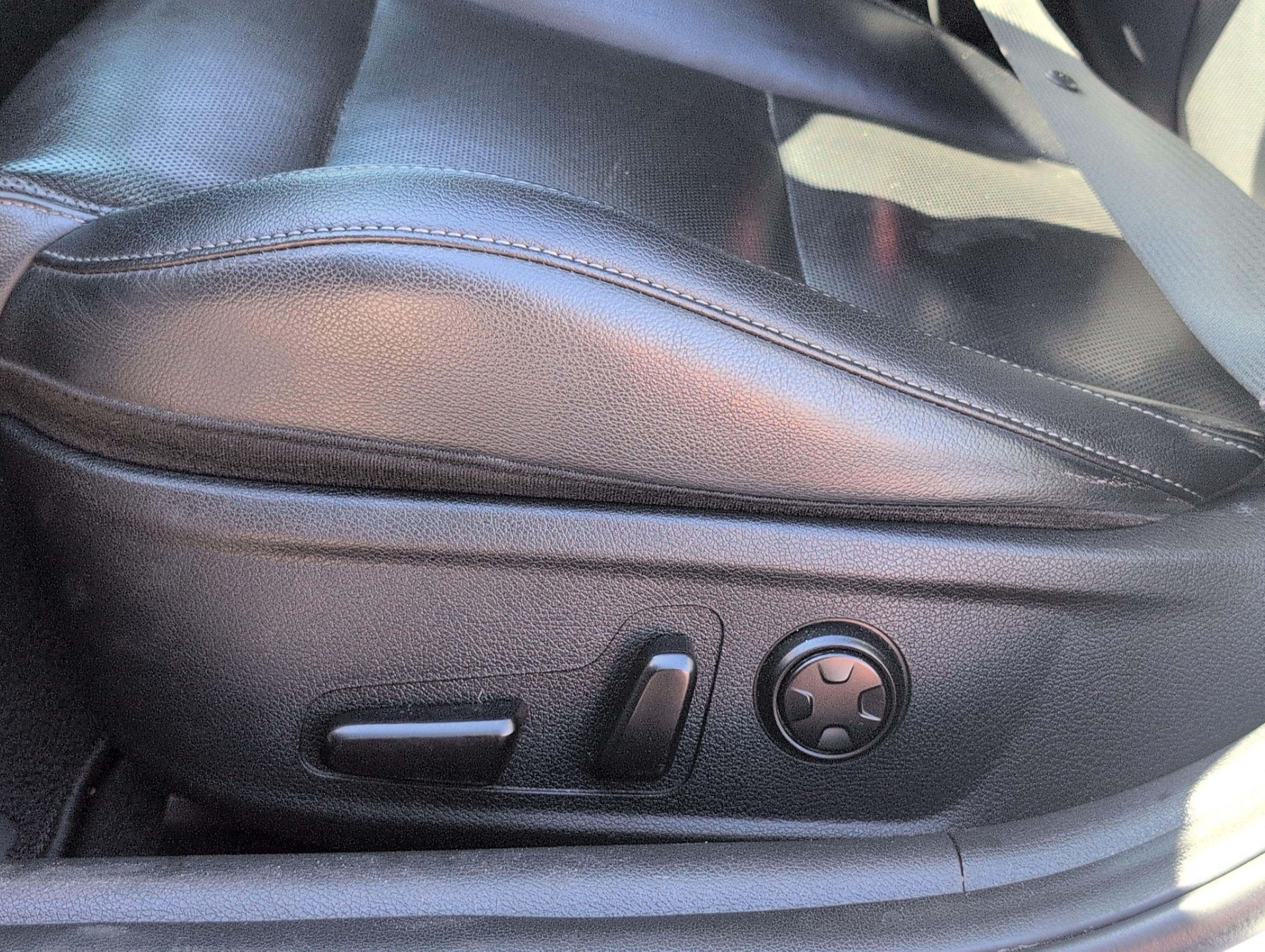 Used 2021 Kia Stinger GT-Line RWD image 14