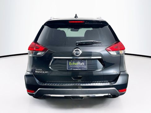 Used 2018 Nissan Rogue SL FWD image 7