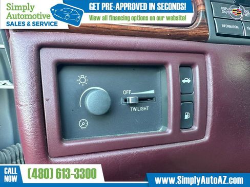 Used 1997 Cadillac De Ville Sedan image 26