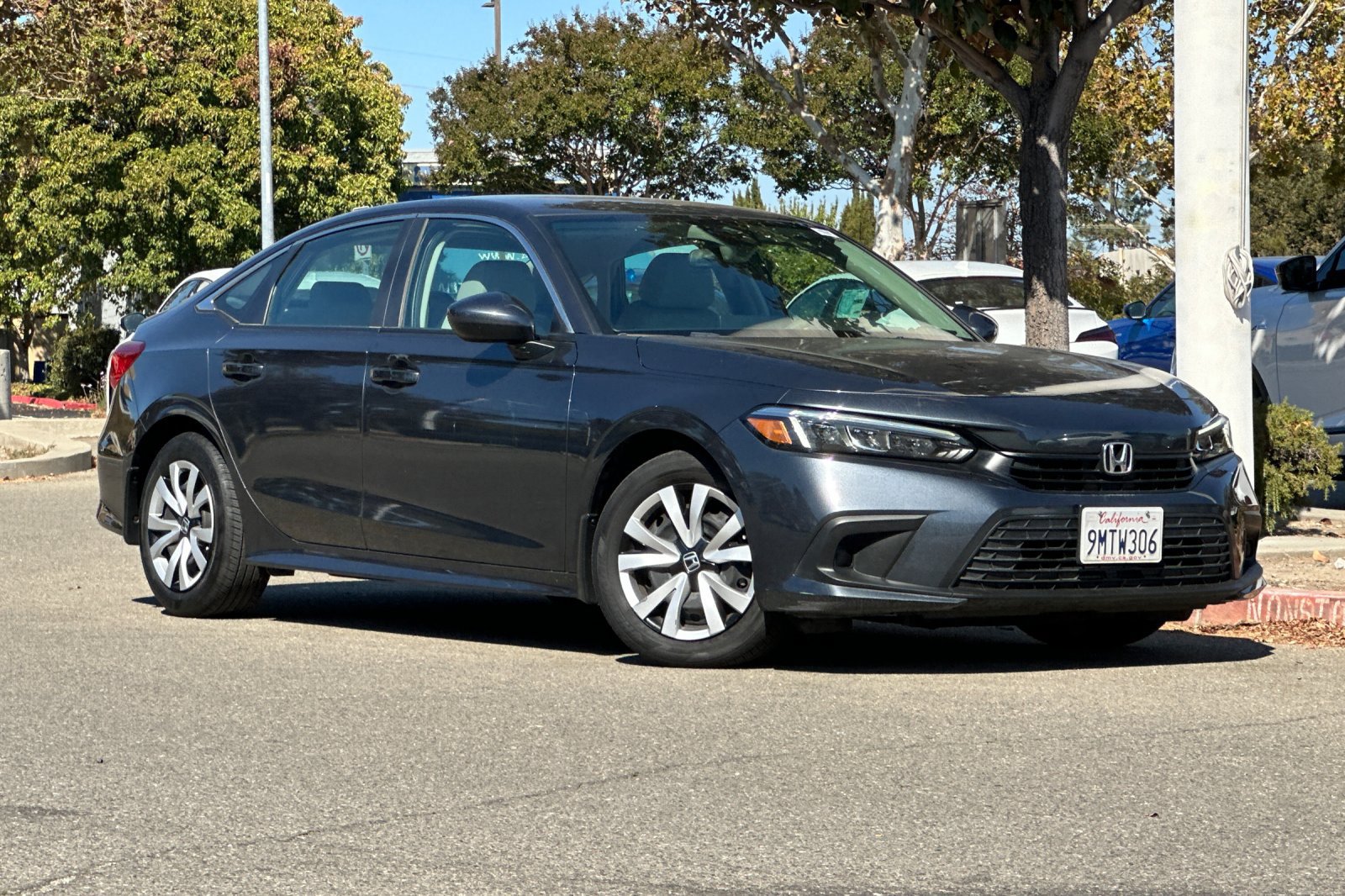 Used 2024 Honda Civic LX image 2
