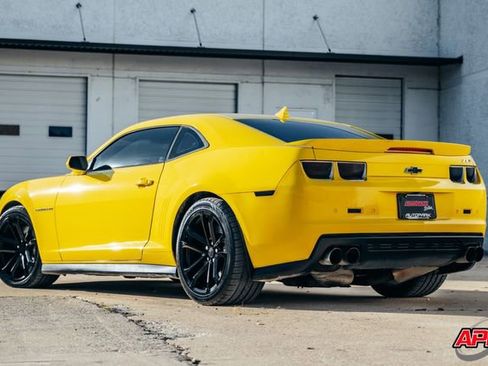 Used 2013 Chevrolet Camaro ZL1 image 39