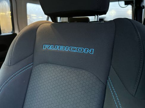 Used 2023 Jeep Wrangler Unlimited Rubicon 4xe w/ Dual Top Group image 27