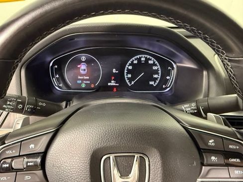 Used 2021 Honda Accord Touring image 19