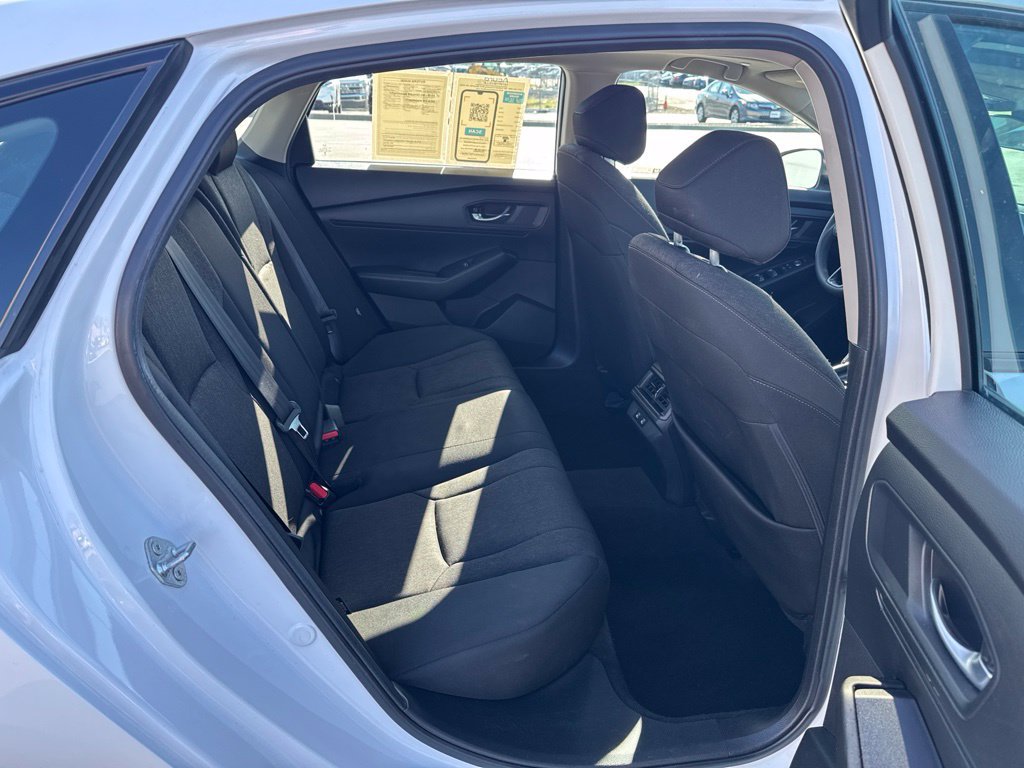 Used 2025 Honda Accord SE image 32