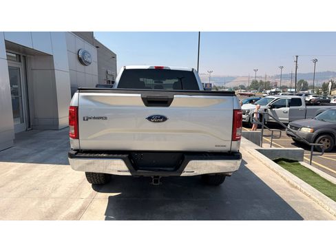 Used 2015 Ford F150 XLT AWD/4WD image 4
