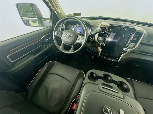 Used 2024 RAM 2500 Laramie image 9