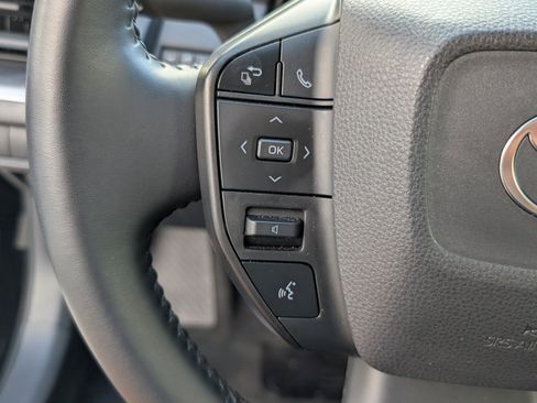 Used 2024 Toyota Prius LE image 29