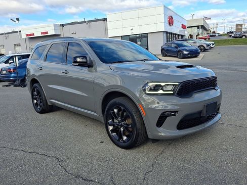 Used 2022 Dodge Durango GT image 3