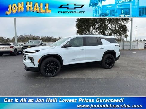 New 2026 Chevrolet Traverse LT image 3