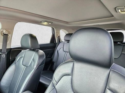 Used 2022 Kia Sorento SX FWD image 9