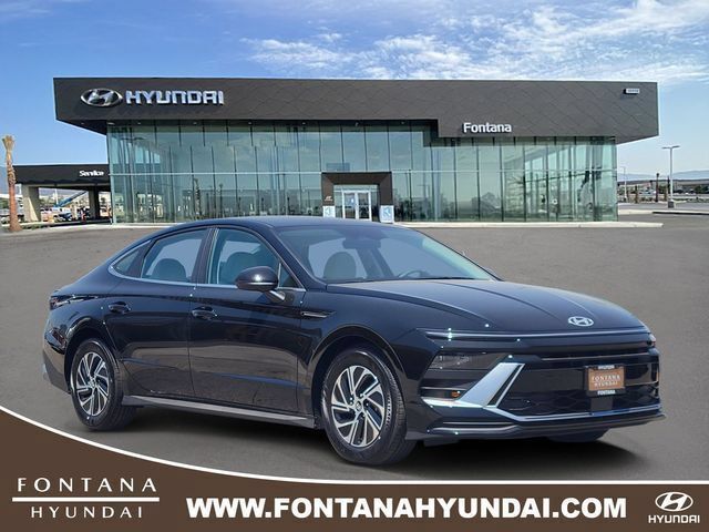 New 2026 Hyundai Sonata Blue FWD image 1