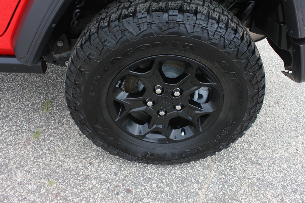 Used 2023 Jeep Wrangler Unlimited w/ Cold Weather Group AWD/4WD image 54