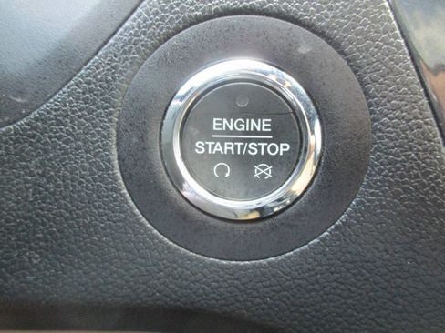 Used 2017 Ford Explorer Limited w/ Equipment Group 301A FWD image 31