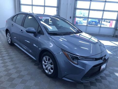 Certified 2025 Toyota Corolla LE image 33