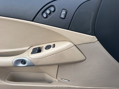 Used 2005 Chevrolet Corvette Convertible w/ Preferred Equipment Group image 12