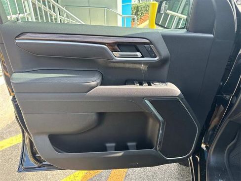 New 2025 Chevrolet Silverado 1500 LT w/ Convenience Package II image 17