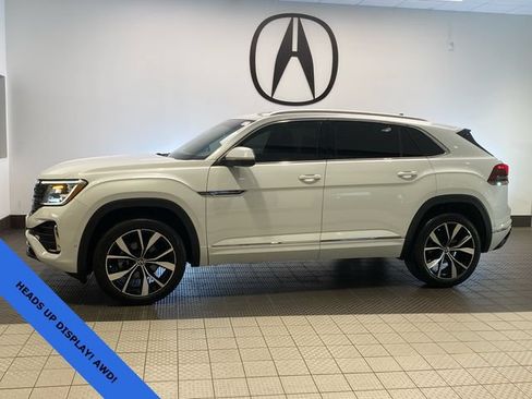 Used 2025 Volkswagen Atlas Cross Sport SEL Premium R-Line AWD/4WD image 3