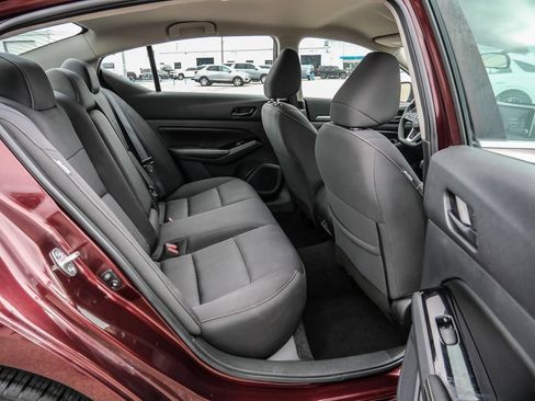 Used 2023 Nissan Altima 2.5 SV FWD image 36