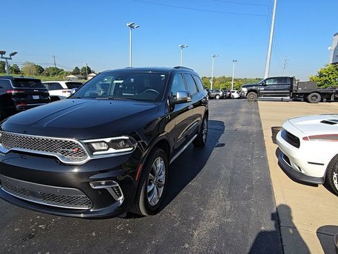 Certified 2022 Dodge Durango Citadel image 3