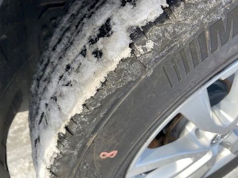 Used 2019 Nissan Rogue S image 22