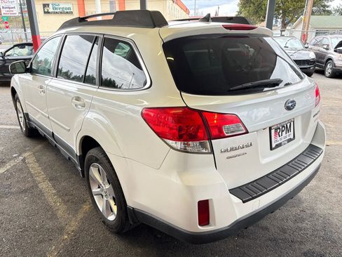 Used 2014 Subaru Outback 2.5i Limited w/ Moonroof Package image 5