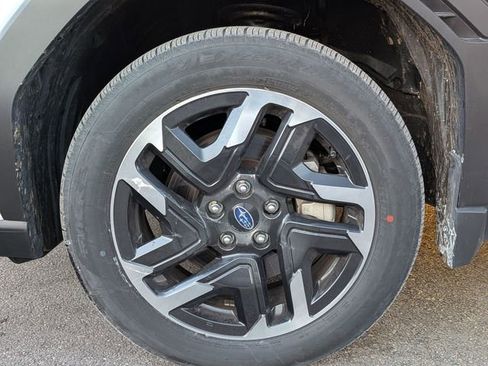 Used 2025 Subaru Forester Limited image 7