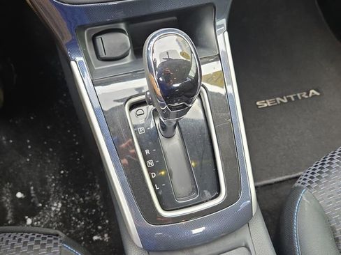 Used 2019 Nissan Sentra SR image 23