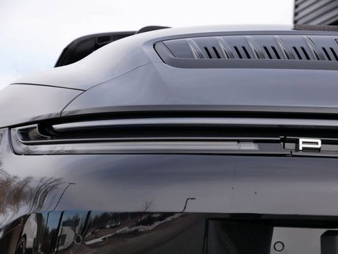 Certified 2025 Porsche 911 Carrera image 8