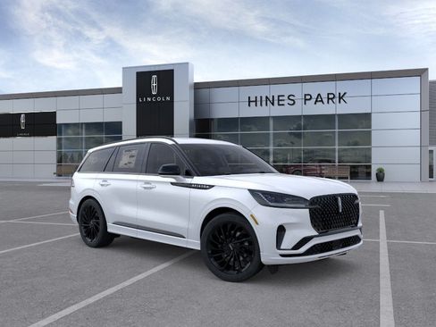 New 2026 Lincoln Aviator Reserve AWD/4WD image 7
