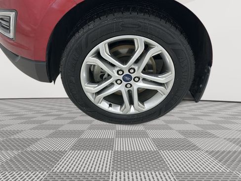 Used 2015 Ford Edge Titanium image 30