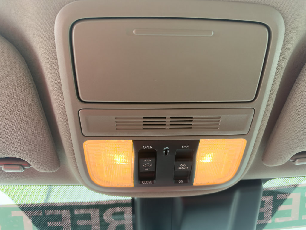 Used 2019 Honda Odyssey EX-L image 32