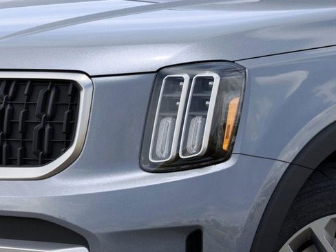 New 2025 Kia Telluride LX image 10
