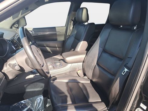Used 2020 Jeep Grand Cherokee Limited AWD/4WD image 16