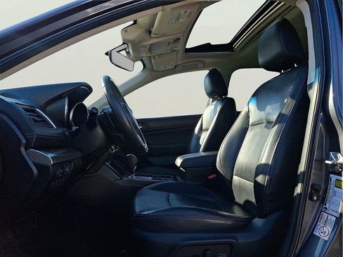 Used 2019 Subaru Outback 3.6R Limited image 14