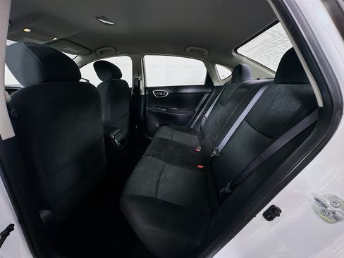 Used 2014 Nissan Sentra SR w/ SR Driver Package FWD image 26