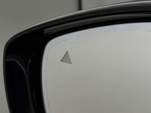 New 2026 Chrysler Pacifica Pinnacle image 31