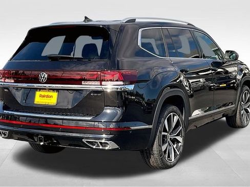 New 2025 Volkswagen Atlas SEL Premium R-Line image 16