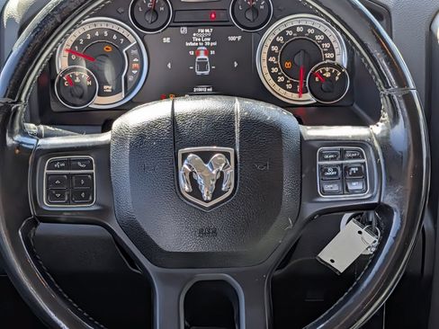Used 2019 RAM 1500 Lone Star AWD/4WD image 14